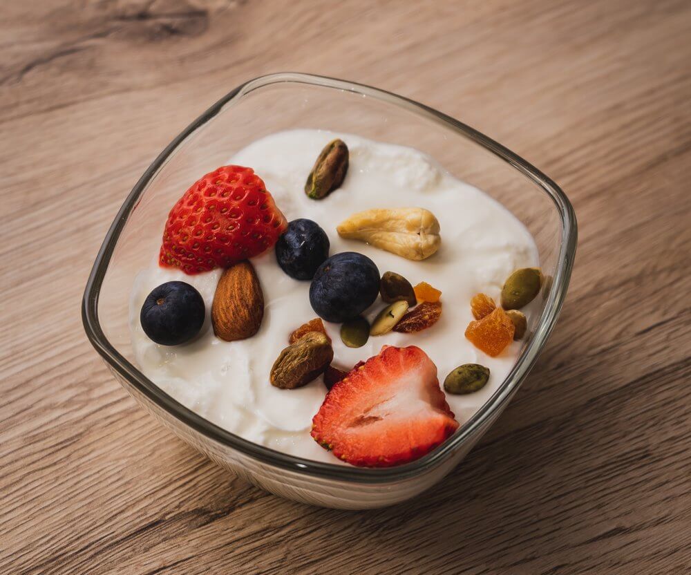 How to prepare Greek yogurt